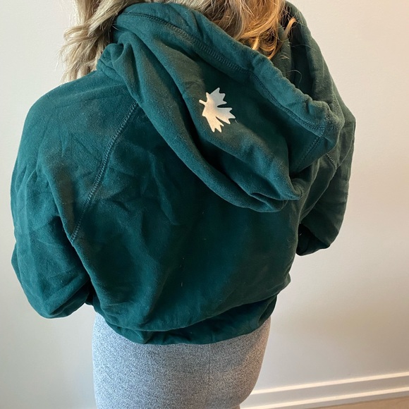 Green roots hoodie - Picture 2 of 3